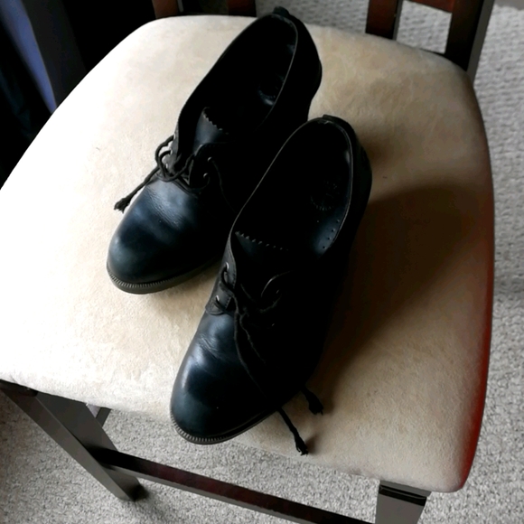 Dr Martens size 7 shoes - Picture 1 of 5